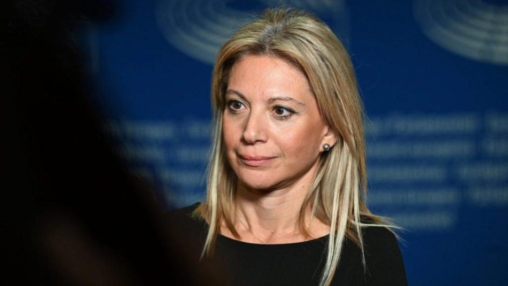 Το κίνημα των Τεμπών ως αντικείμενο νεοκομματικής – αντιπολιτικής&nbsp;καπηλείας